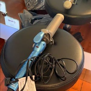 1 1/2” BaByliss pro curling iron